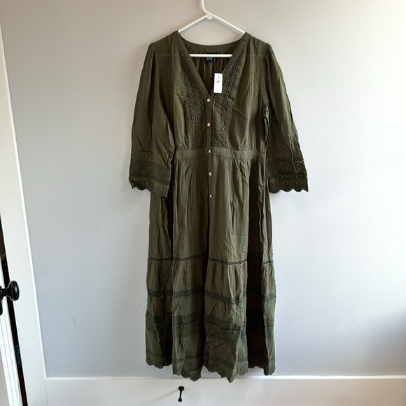 Gap NWT Textured Crinkle Lace Midi Dress in Olive Green, Size L - Picture 7 of 11